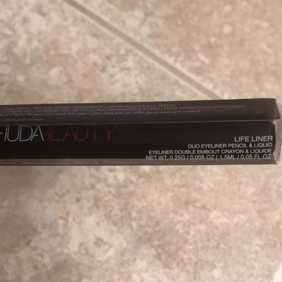 HUDA BEAUTY Life Liner Double Ended Eyeliner Liquid & Pencil - Picture 8 of 8